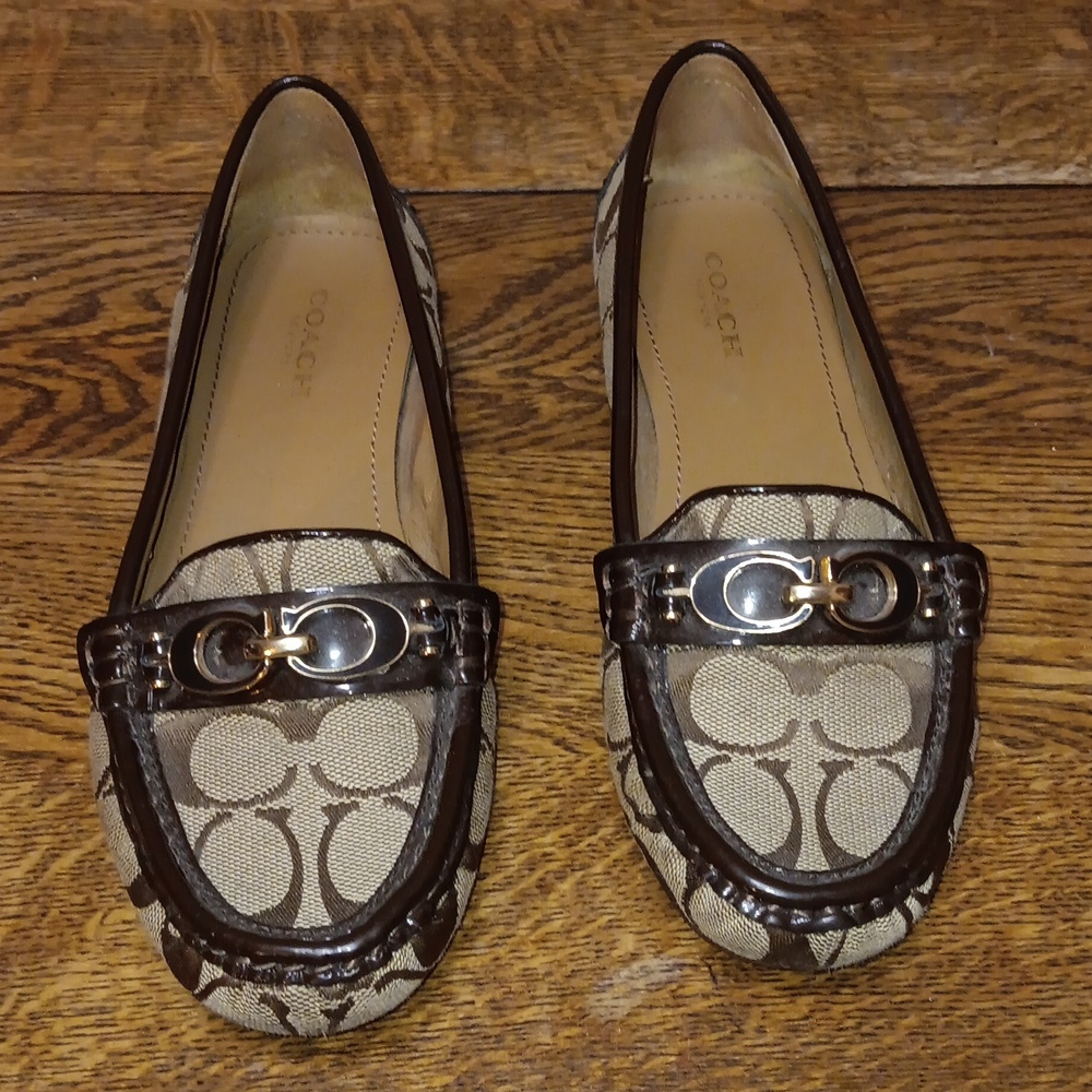COACH FORTUNATA LOAFERS SIZE 5.5
